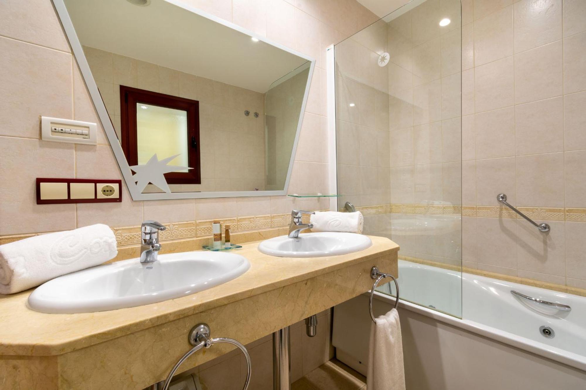 Apartamentos Albir Confort 2 Dormitorios البير المظهر الخارجي الصورة